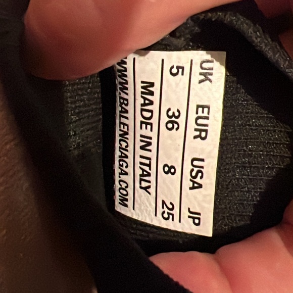 Balenciaga size 6 black on black - Picture 3 of 6